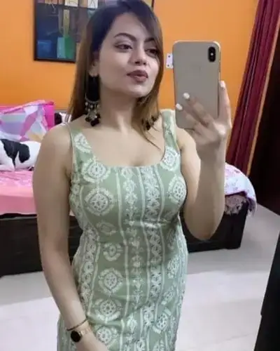 Call Girl in Alampur